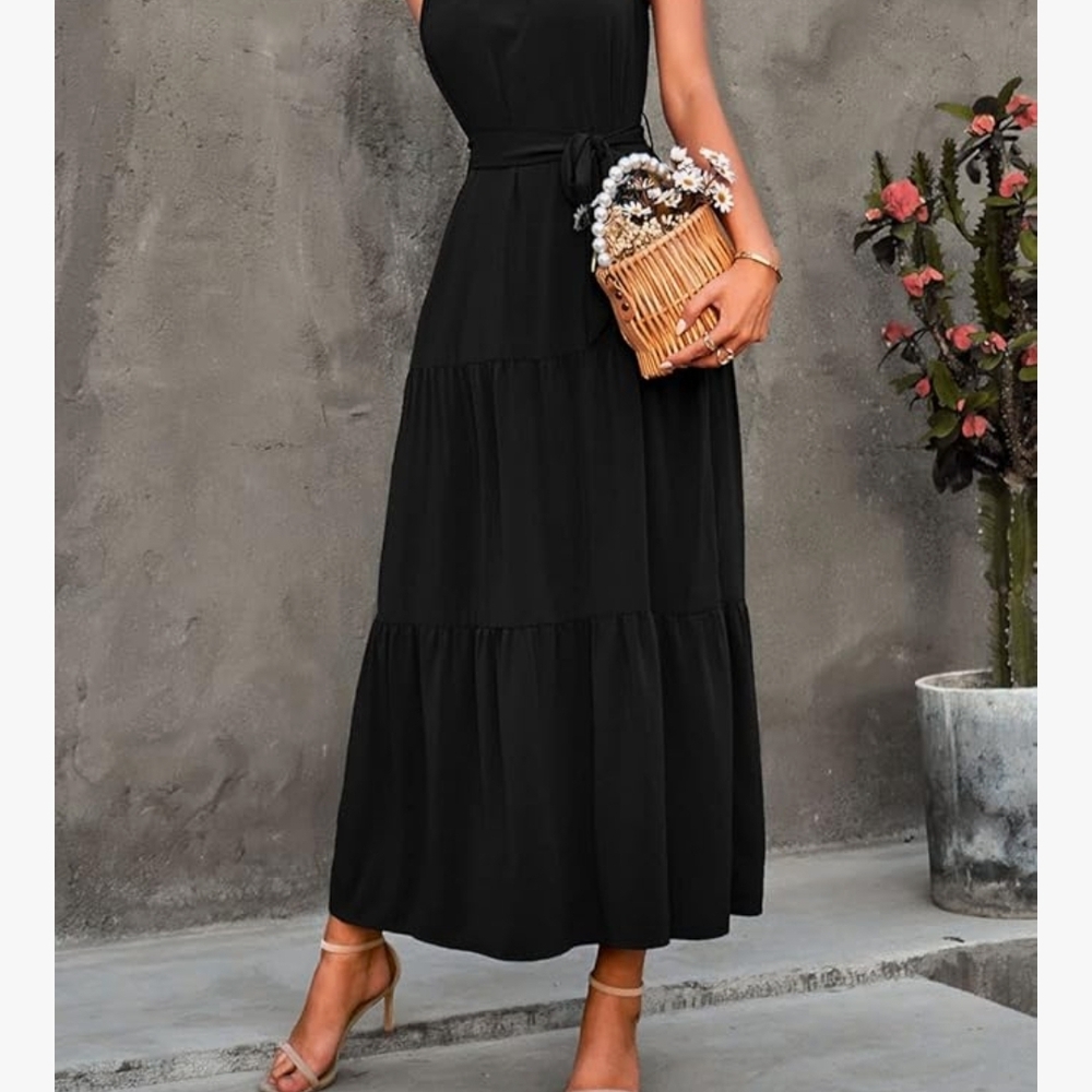 Elegant Black Maxi Dress
